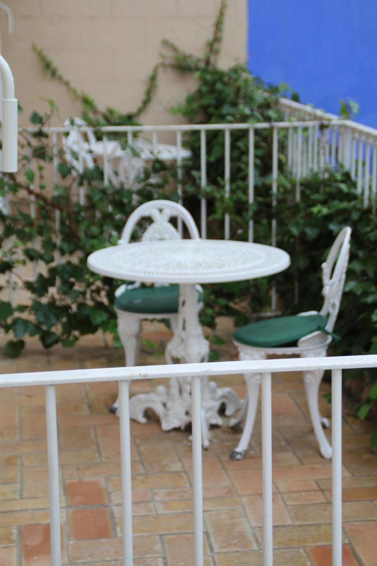 Hotel Medium Renaixenca Sitges Esterno foto